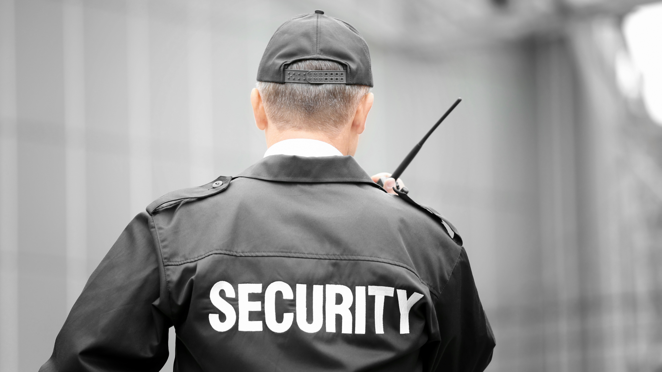 CCTV vs security guards: protecting your retail business